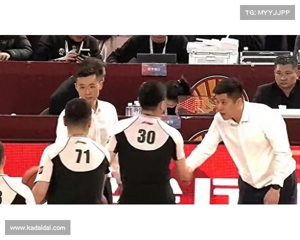 CBA历史性对决,最终谁能笑到最后? CBA历史性对决,最终谁能笑到最后?