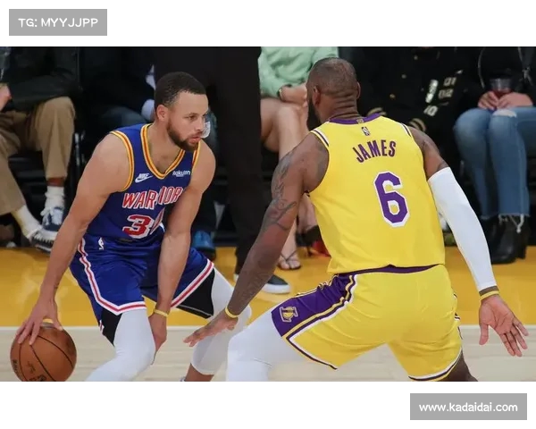 湖人惨败,勇士携手挑战季后赛 湖人惨败,勇士携手挑战季后赛