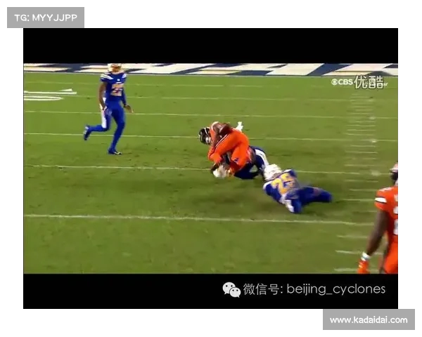 梅德韦杰夫与穆特第三盘-领先时因闪电暂停比赛 梅德韦杰夫与穆特第三盘-领先时因闪电暂停比赛