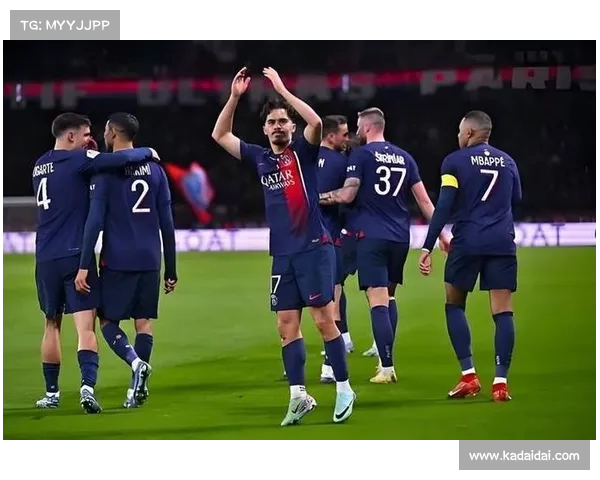 法甲榜单:巴黎圣日耳曼仍然居首 法甲榜单:巴黎圣日耳曼仍然居首