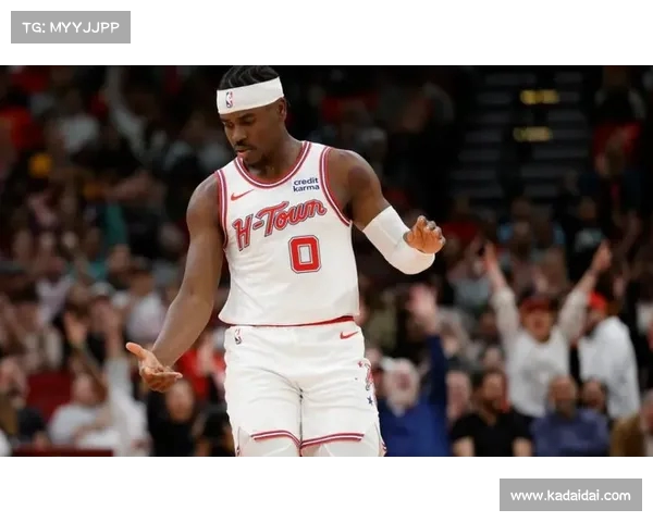 火箭队与阿隆签订双年特例:解读背后的战略意义(火箭队啊泰) 火箭队与阿隆签订双年特例:解读背后的战略意义(火箭队啊泰)